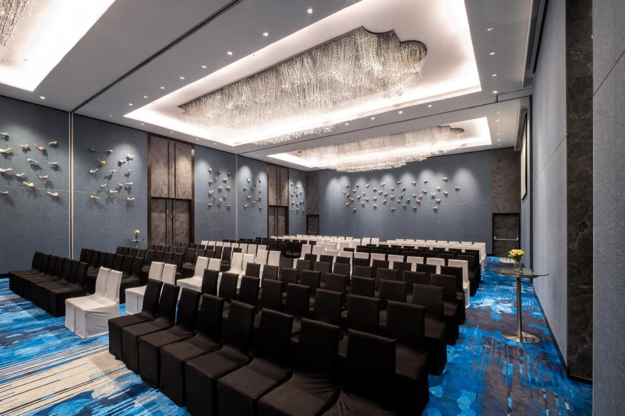 Hyatt Centric Candolim Goa Exteriör bild The ballroom