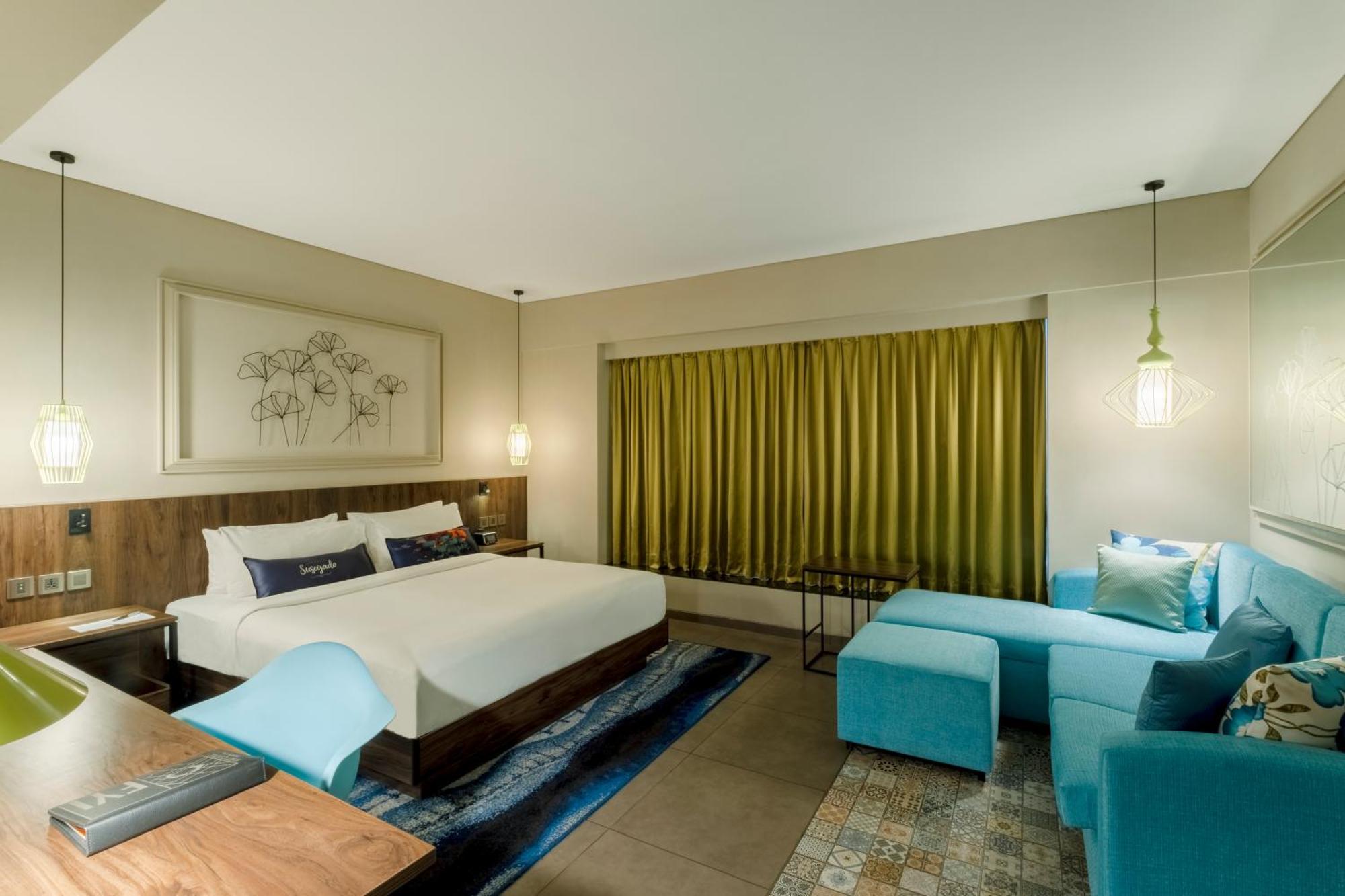 Hyatt Centric Candolim Goa Exteriör bild Deluxe Room