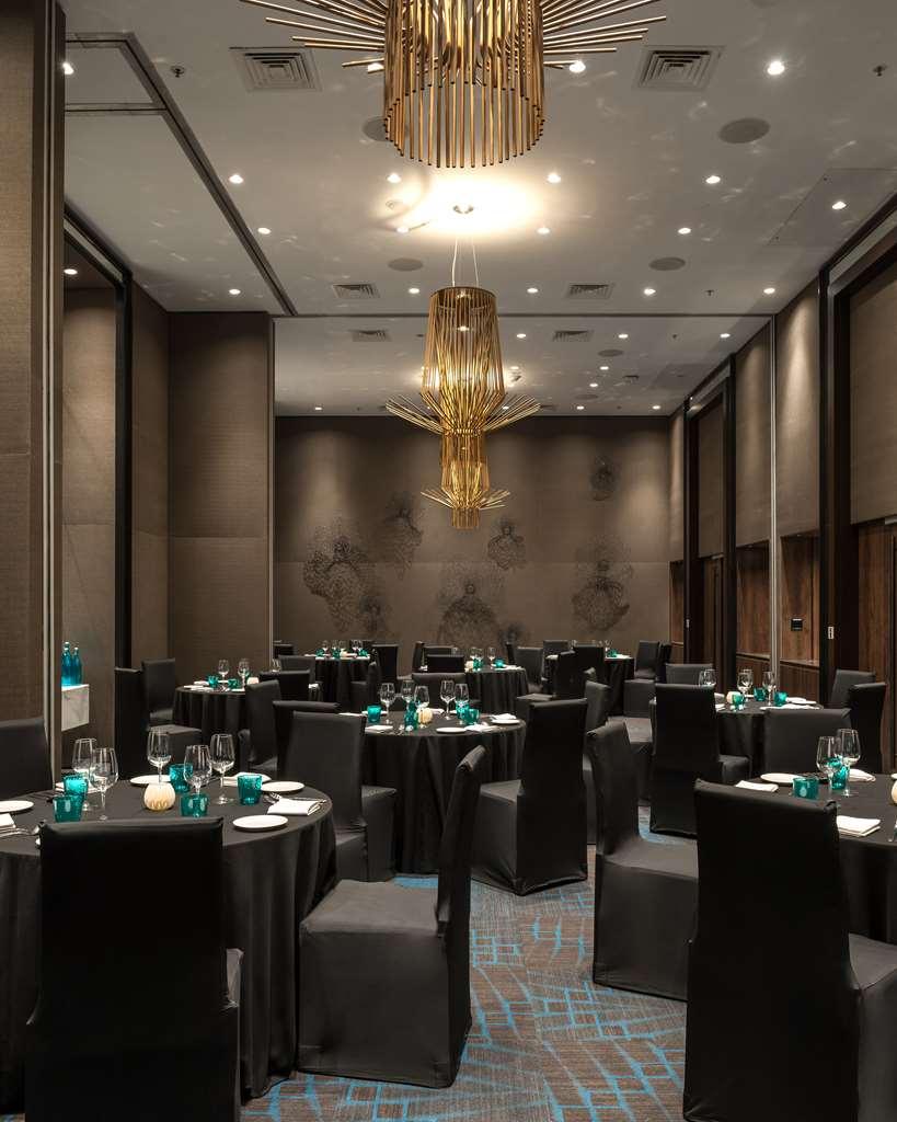 Hyatt Centric Candolim Goa Bekvämligheter bild The ballroom